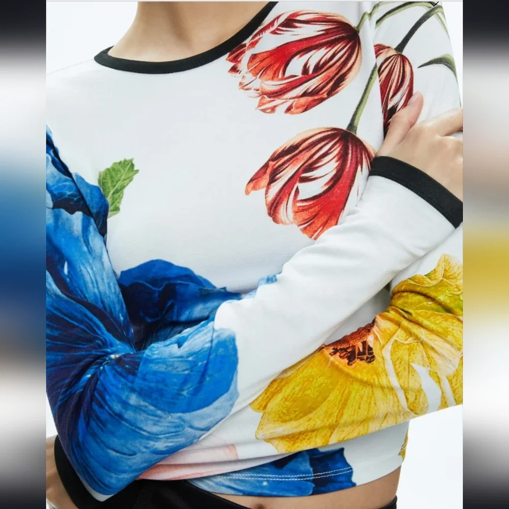 ALICE + OLIVIA Long Sleeved Top - Picture 6 of 8